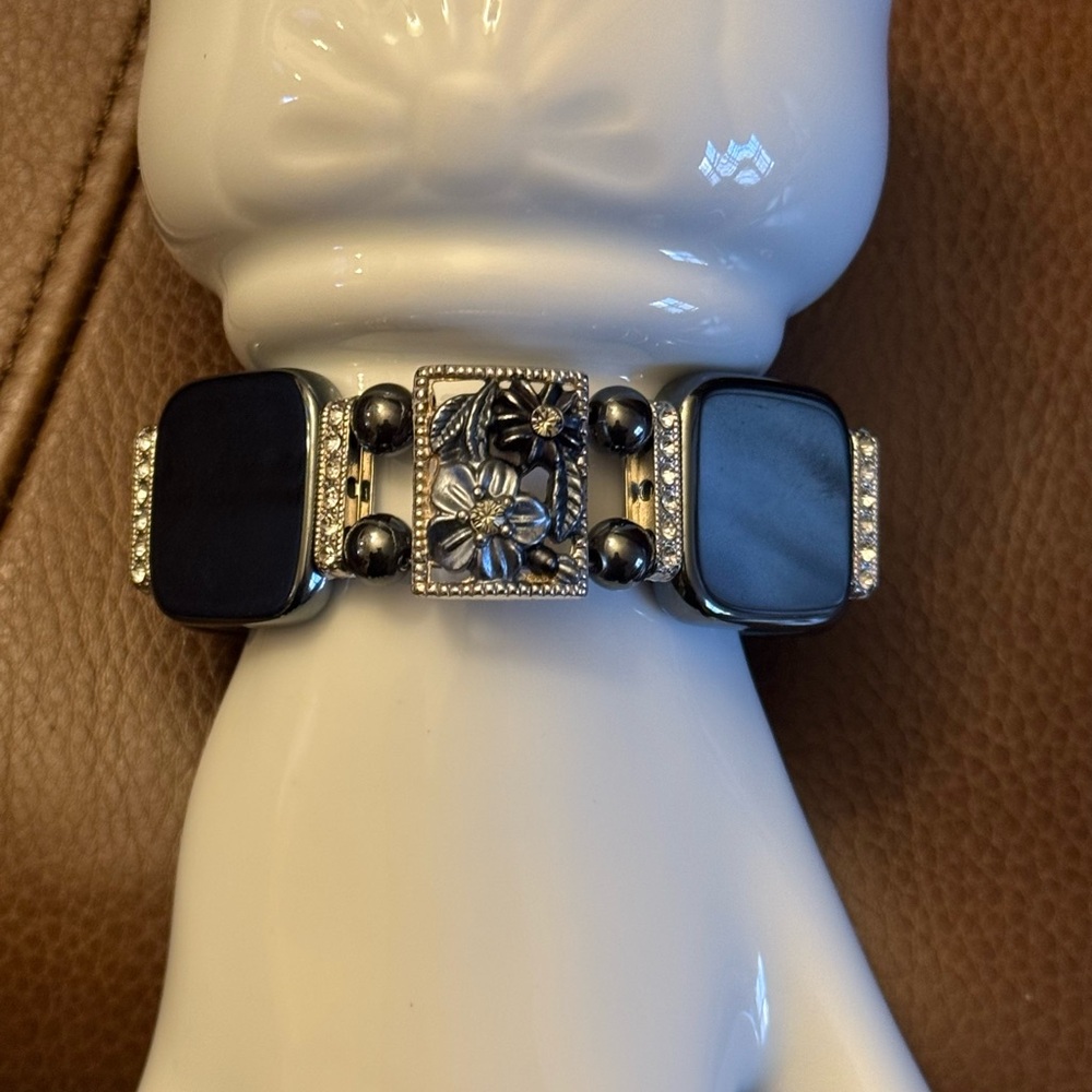 large hematite plaques and beads w/rhinestone accents link bracelet